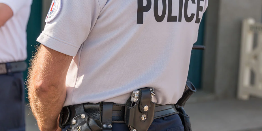 "FFTir : après le piratage, les premiers escrocs passent à l’action"