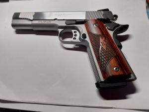 smit&wisson calibre 45 neuf