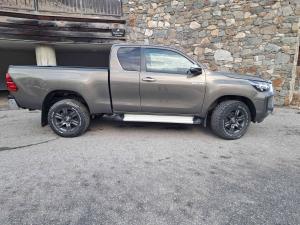 Toyota Hilux 2.8l 204cv Legend X-Tra cab 2023 Bronze