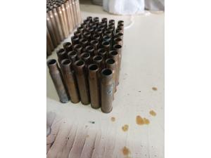 235 etuis calibres divers à recharger !!