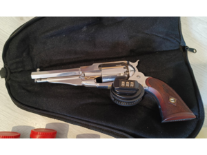 Remington Pietta Sheriff inox .44 — Comme neuve — 850 € le lot(remise en main propre caen est alentours)