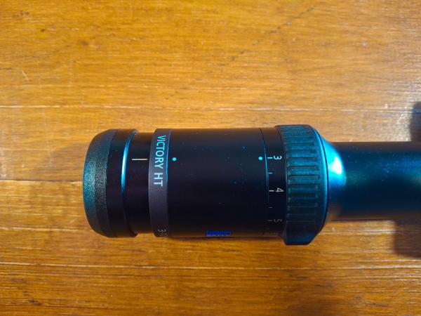 Lunette zeiss victory HT 3-12x56