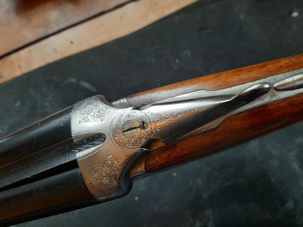 FUSIL ROBUST 12/65 -SORT DE COFFRE- TRES PROPRE- BOIS IMPECCABLE