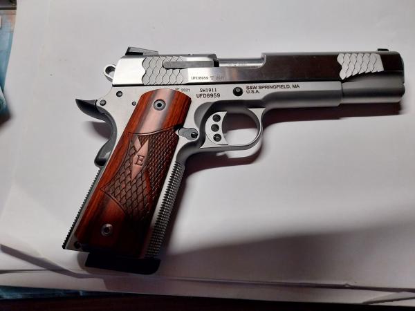 smit&wisson calibre 45 neuf