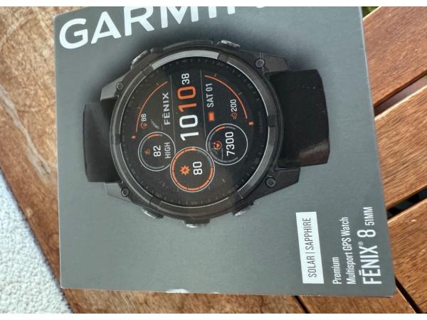 Montre Garmin Fenix 8 51mm Sapphire solar