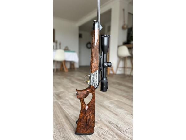 Magnifique Blaser R8 luxe grade 9 !