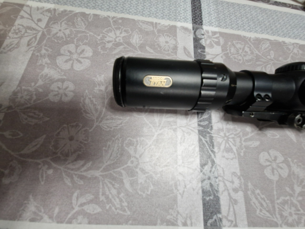 Lunette tasco 1,5-6x42