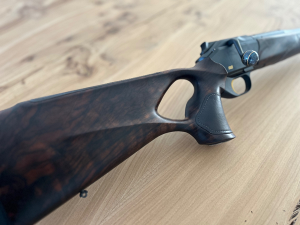 Blaser r8 success cuir noir grade 5