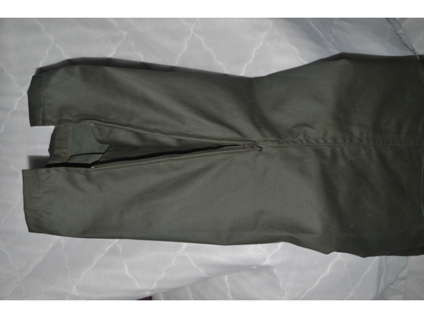 pantalon de chasse huilé NEUF taille 44