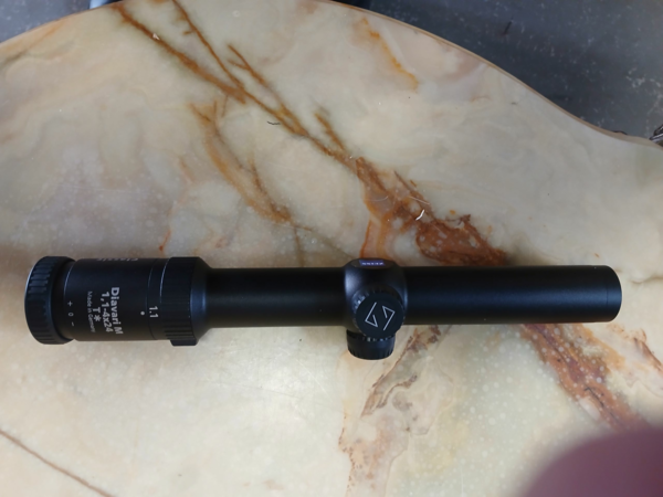 Vends Lunette de battue Zeiss Diavari M 1,1-4X24 T