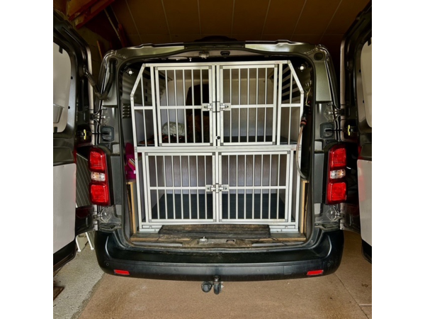 PEUGEOT EXPERT EQUIPE CAISSE BRAVEUR