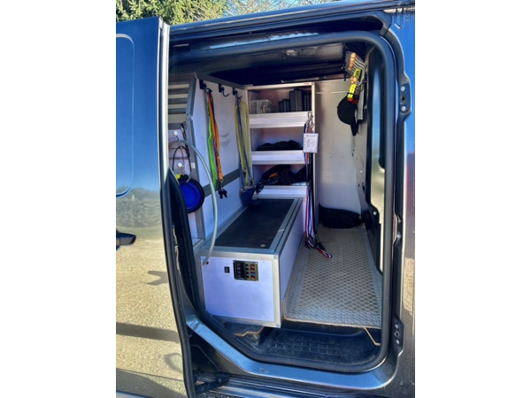 PEUGEOT EXPERT EQUIPE CAISSE BRAVEUR