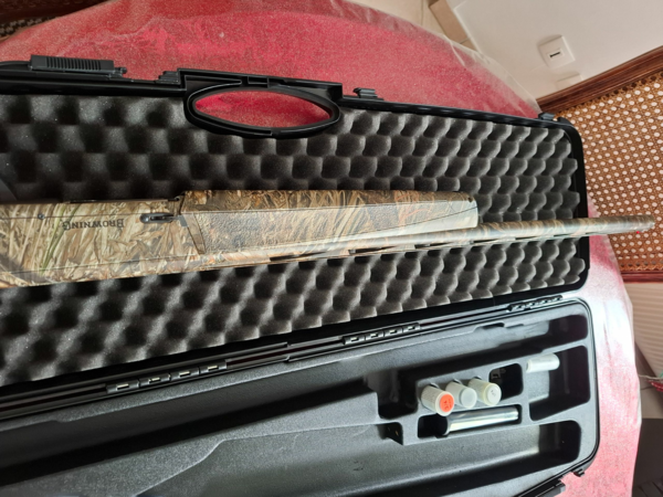 IBrowning Maxus cal8bre 12