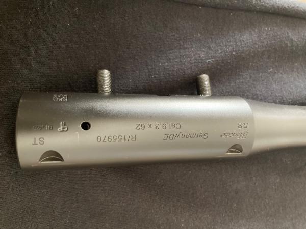 Canon blaser r8 calibre 9,3x62 et son chargeur