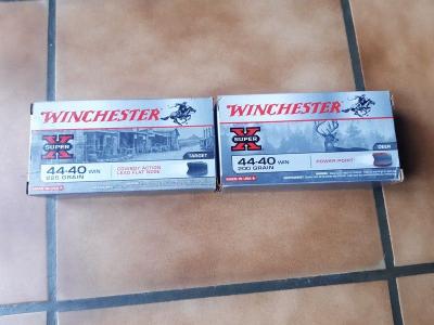 2 boites de cartouches 44-40