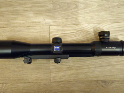 Zeiss Varipoint 2,5-10x42