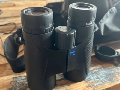 Jumelles Zeiss Terra ED 10x42