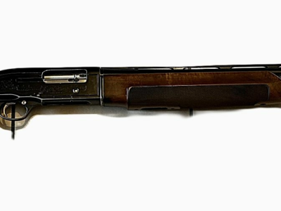 fusil semi auto Beretta A303 Magnum cal 12/76