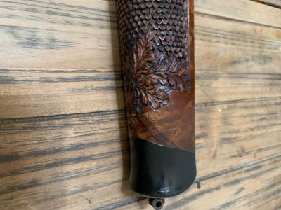 Magnifique crosse sculptée pour Blaser R93