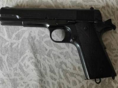 Colt 1911 (Original)